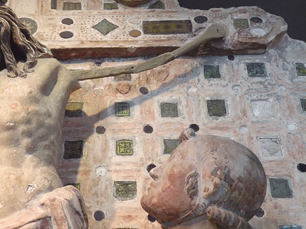 Bourges, jubé de la cathédrale, détail des incrustations ornant le jubé