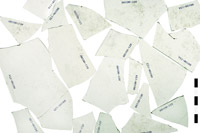 Photo : Court-Chaluet,  fragments de verre plat au manchon
